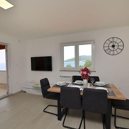 Apartments Villa Sofia Martinšćica Екстериор снимка