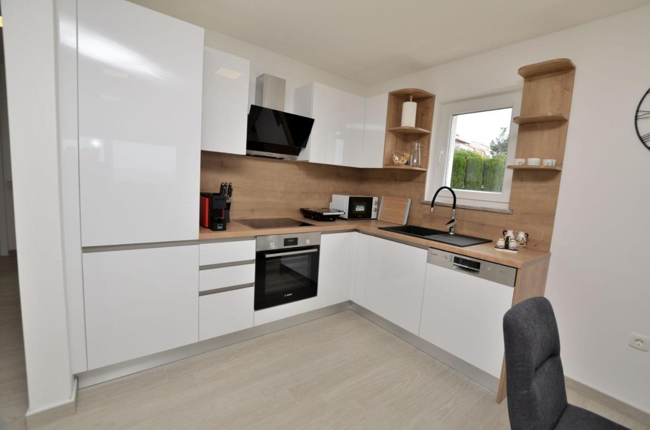 Apartments Villa Sofia Martinšćica Екстериор снимка