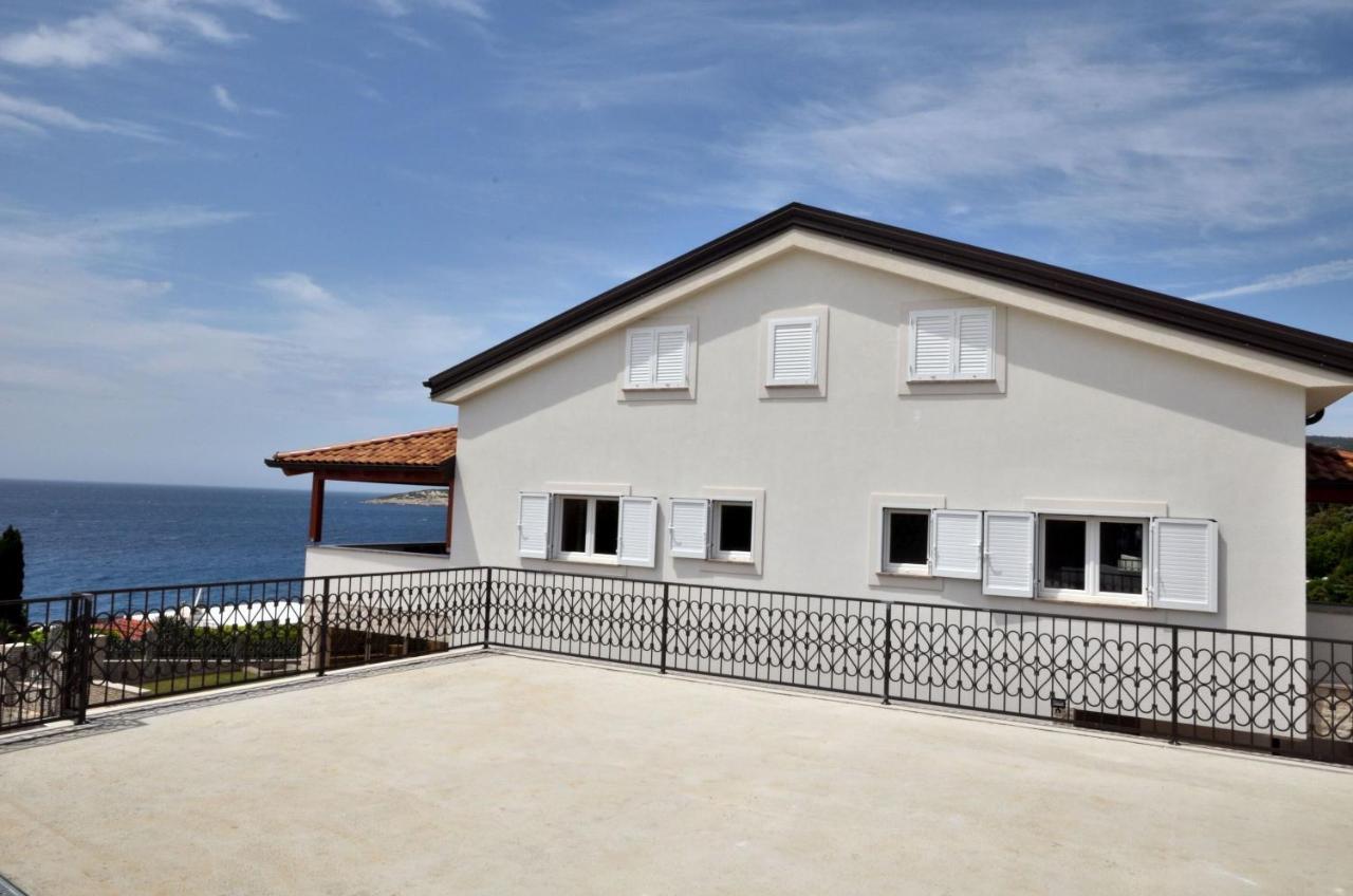 Apartments Villa Sofia Martinšćica Екстериор снимка
