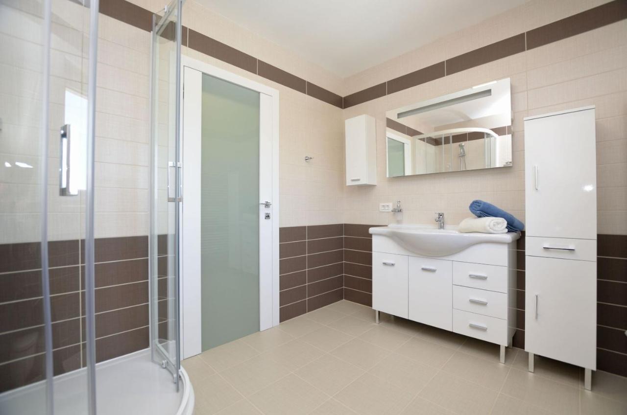 Apartments Villa Sofia Martinšćica Екстериор снимка