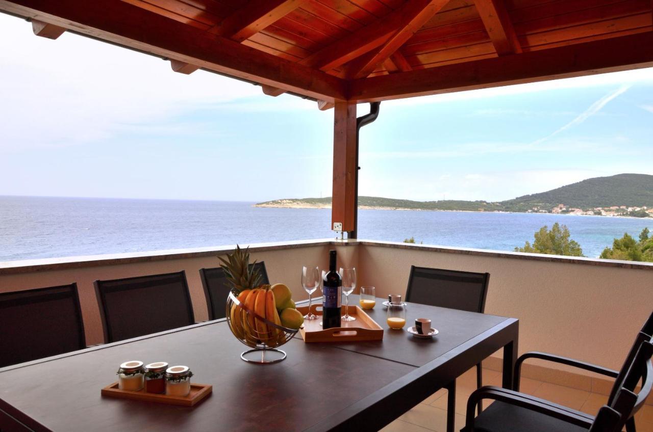 Apartments Villa Sofia Martinšćica Екстериор снимка