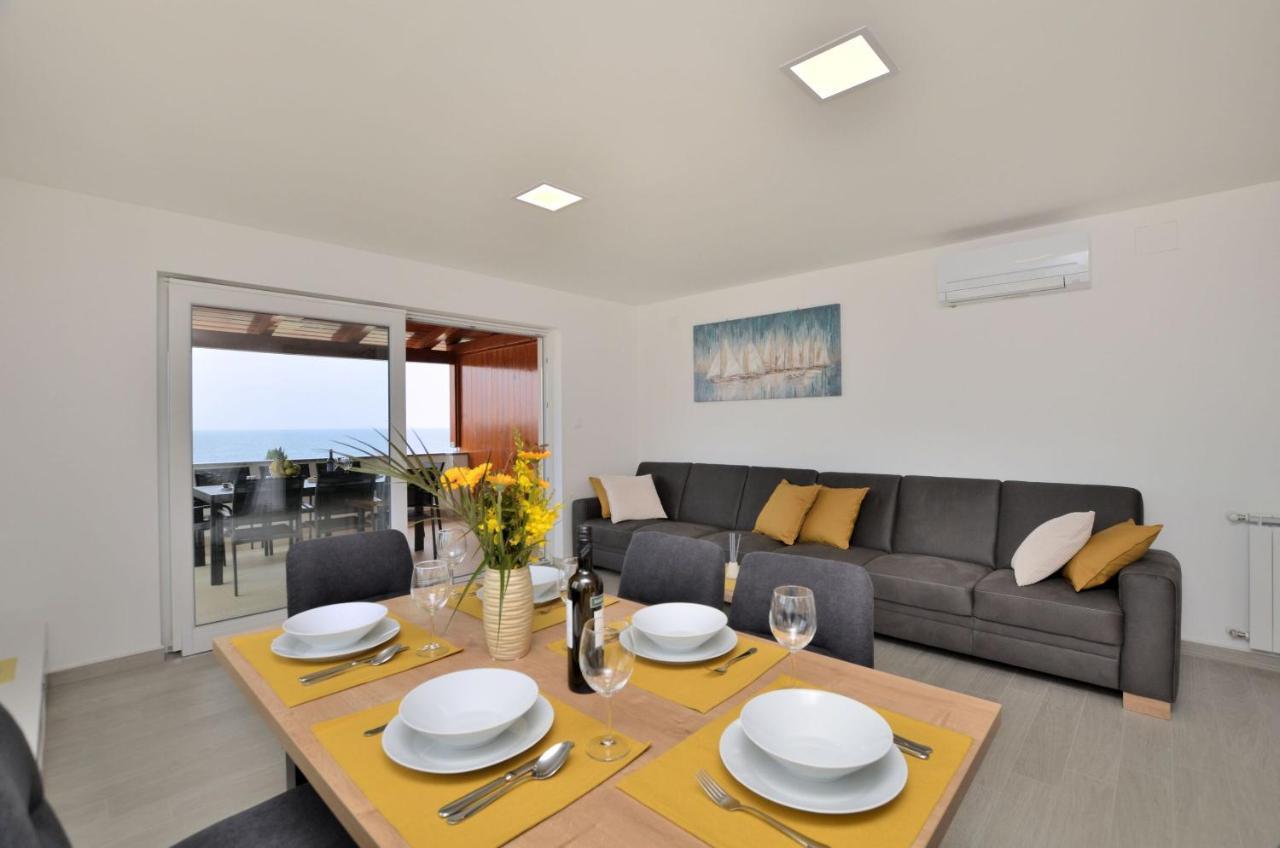 Apartments Villa Sofia Martinšćica Екстериор снимка
