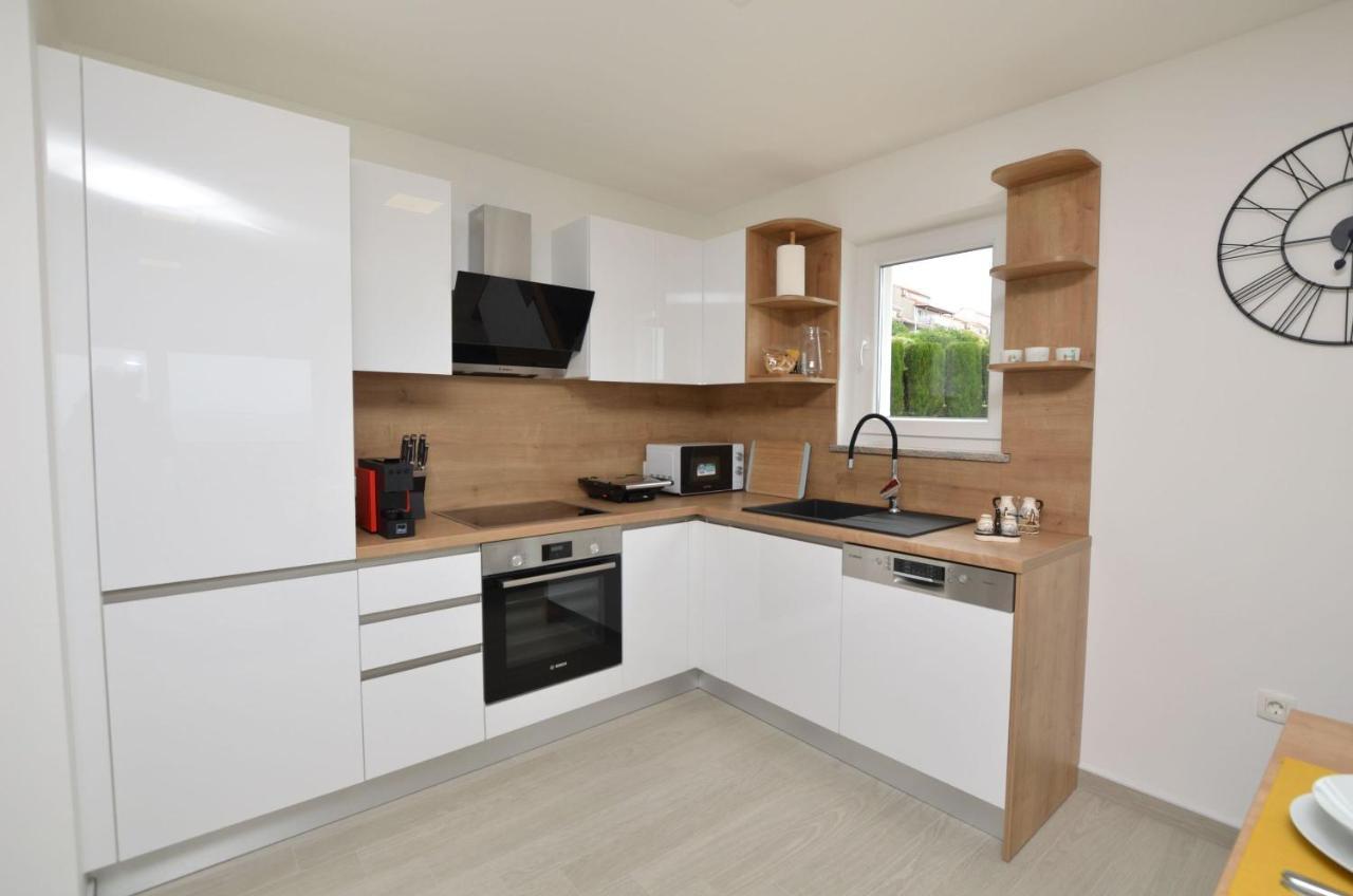 Apartments Villa Sofia Martinšćica Екстериор снимка