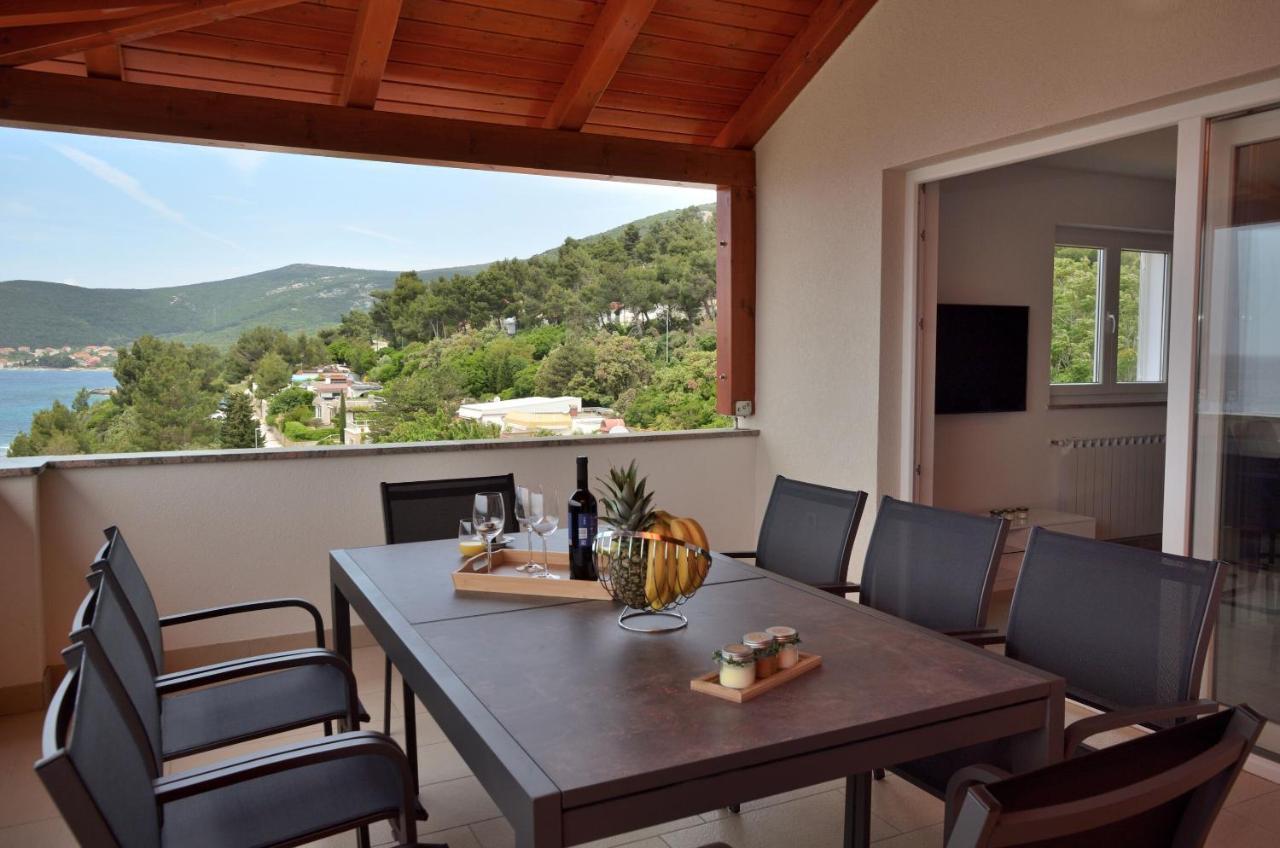 Apartments Villa Sofia Martinšćica Екстериор снимка