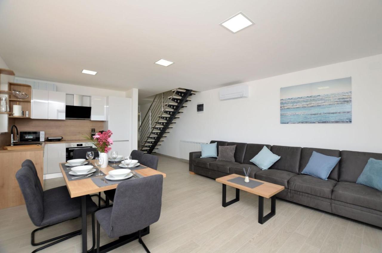 Apartments Villa Sofia Martinšćica Екстериор снимка