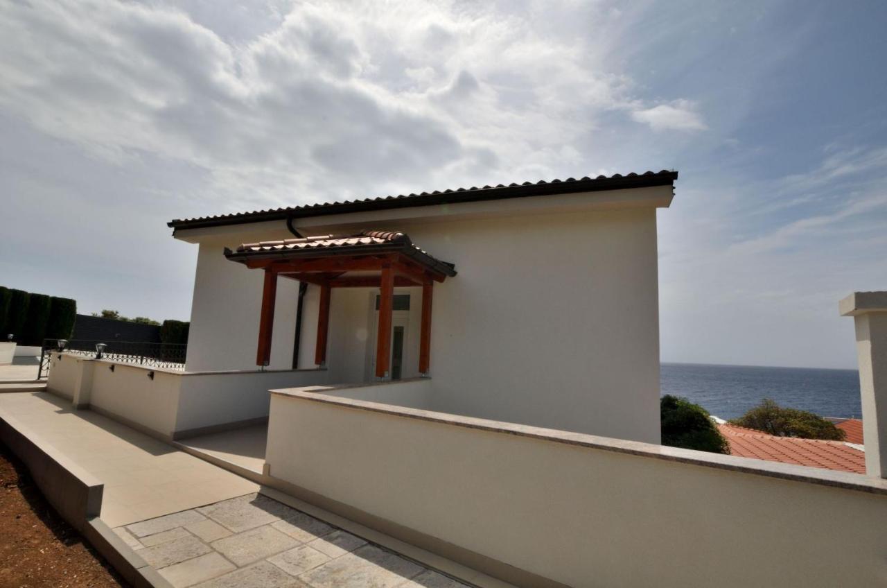 Apartments Villa Sofia Martinšćica Екстериор снимка