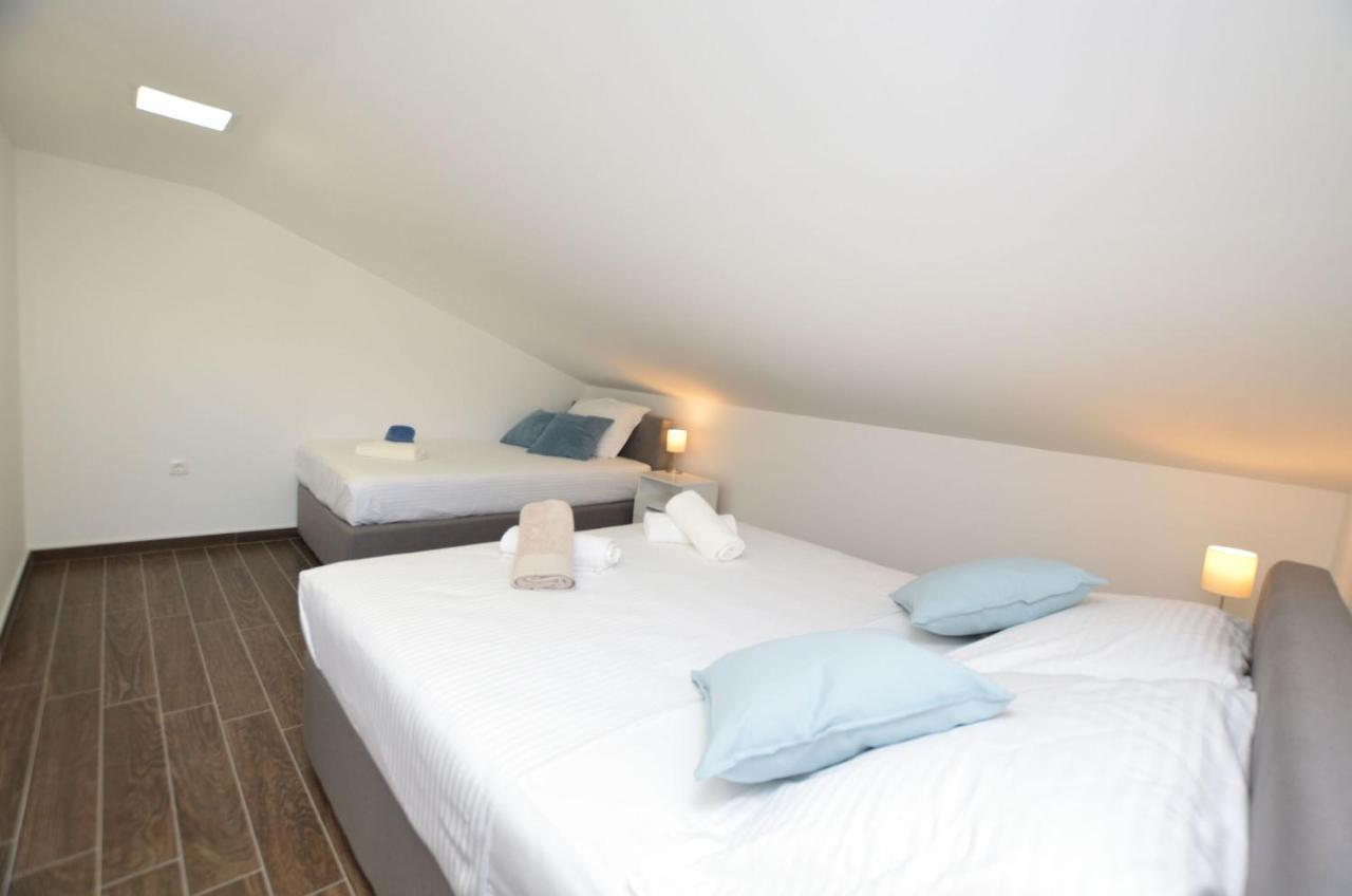 Apartments Villa Sofia Martinšćica Екстериор снимка