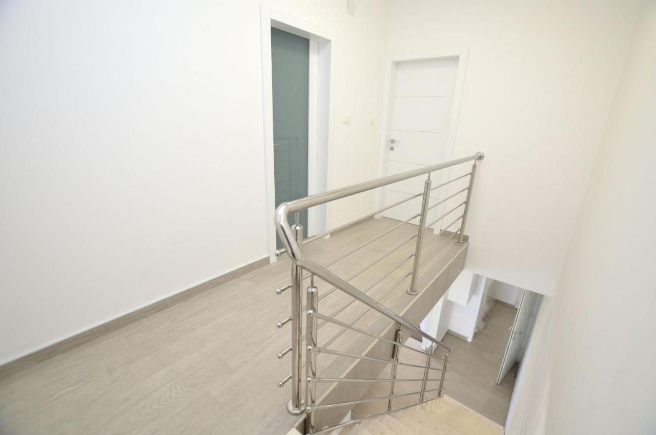 Apartments Villa Sofia Martinšćica Екстериор снимка